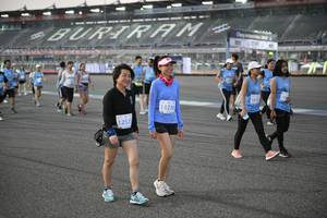 BIB: 51048, 1361
                            <button type="button" onclick="openModal(10465700)" class="btn btn-primary btn-sm float-right btn-popup" data-toggle="modal" data-target=".modal-high-quality">
                        <i class="fas fa-shopping-cart"></i> Add to Cart
                    </button>
                                            <button type="button" onclick="isThisMe(10465700, true)" class="btn btn-success btn-sm float-right btn-popup btn-isme hidden" data-toggle="tooltip" data-placement="bottom" title="นี่คือรูปของคุณใช่ไหม คลิกที่นี่เพื่อเอาเข้าอัลบั้ม">
                        <i class="fas fa-plus"></i> Add to album
                    </button>
                    <button type="button" onclick="isThisMe(10465700, false)" class="btn btn-warning btn-sm float-right btn-popup btn-isnotme hidden">
                        <i class="fas fa-ban"></i> Remove from album
                    </button>